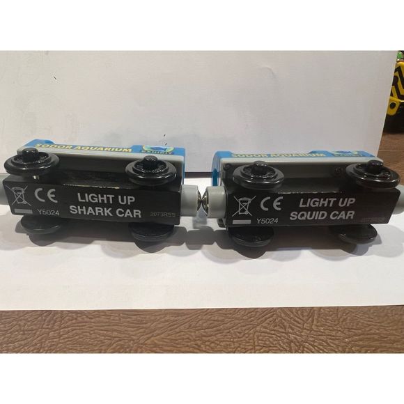 Thomas and friends light up squid and shark tank - Picture 5 of 8